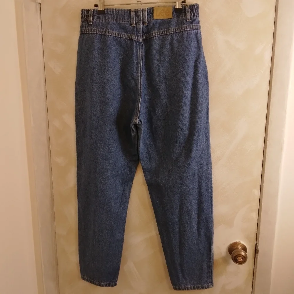 Size 14 Petite Mom Jeans Tapered Leg Elastic Waist by Lee